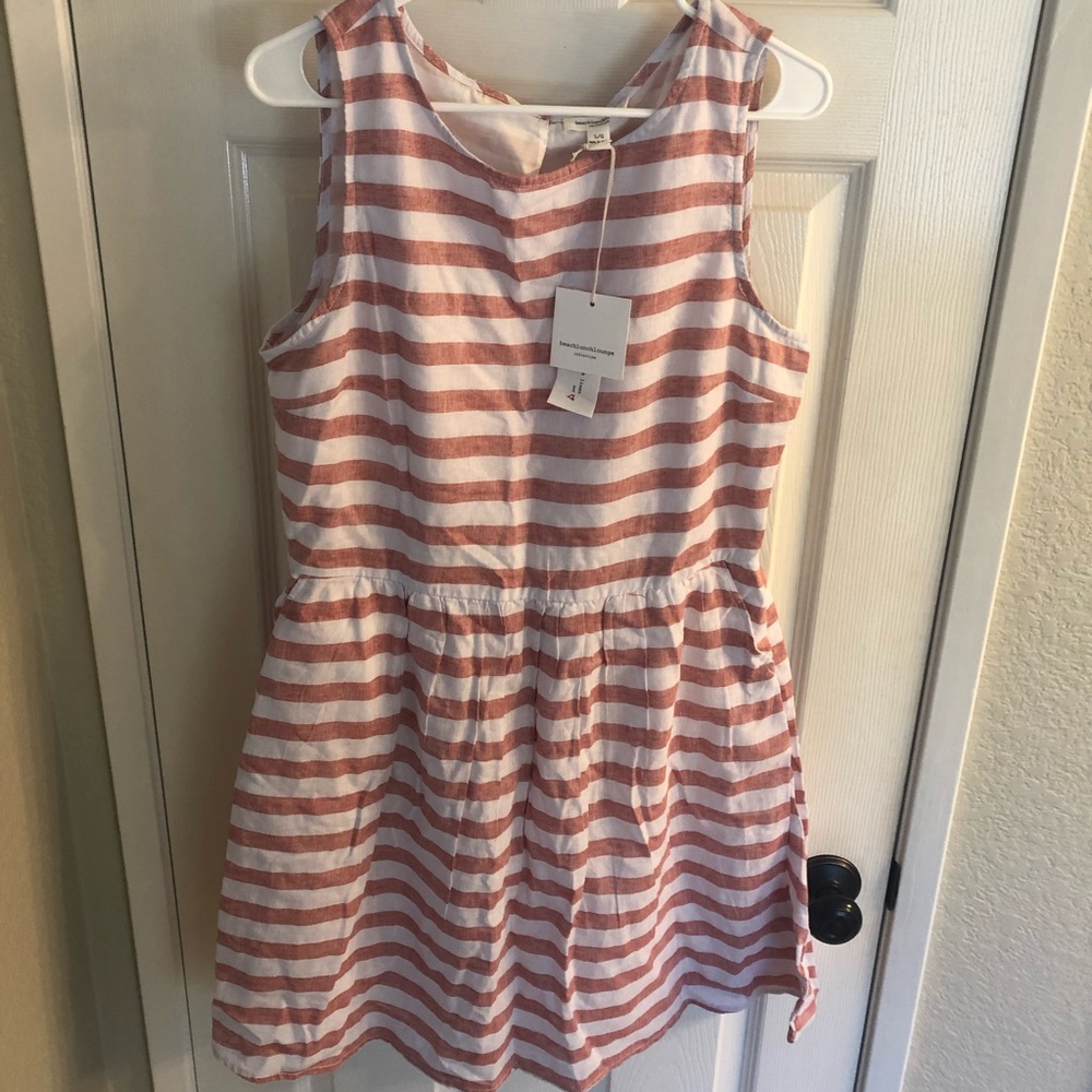 NWT BEACH-LUNCH- LOUNGE Dress